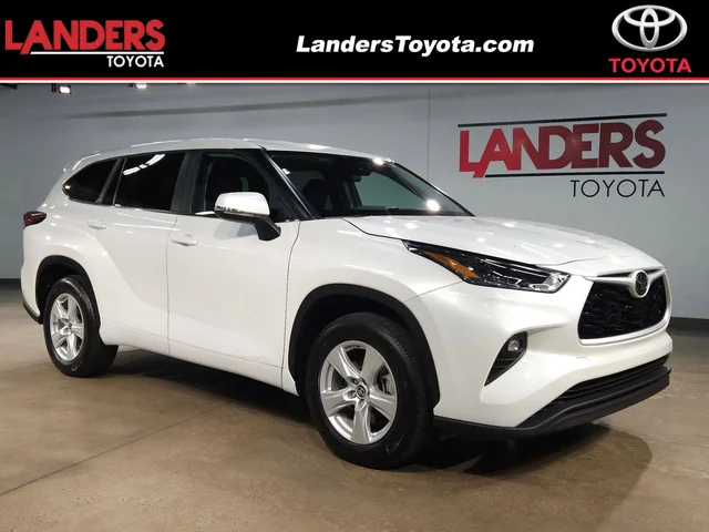2025 Toyota Highlander LE