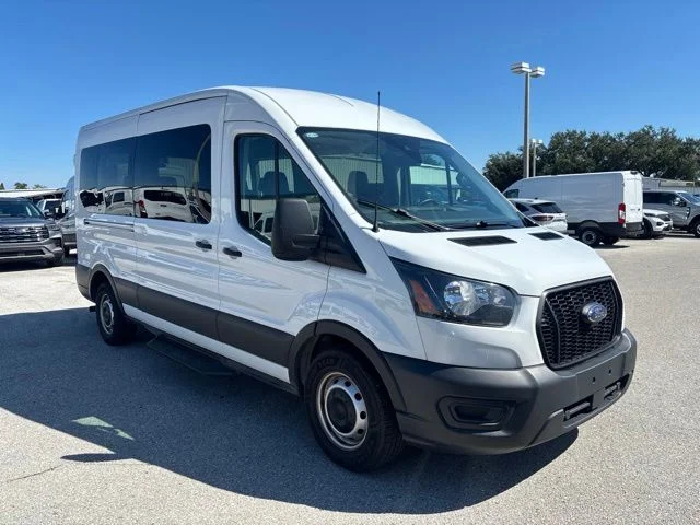 Used 2024 White Ford XL image 3