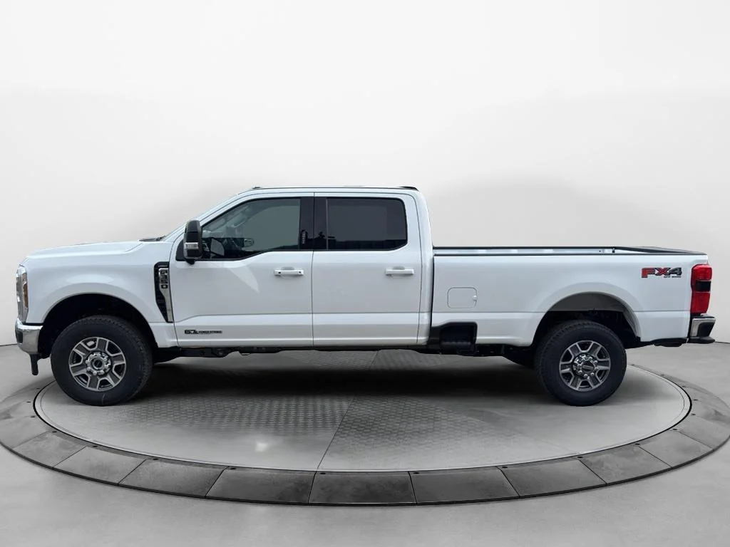 New 2026 Oxford White Ford F-350® Lariat® image 3