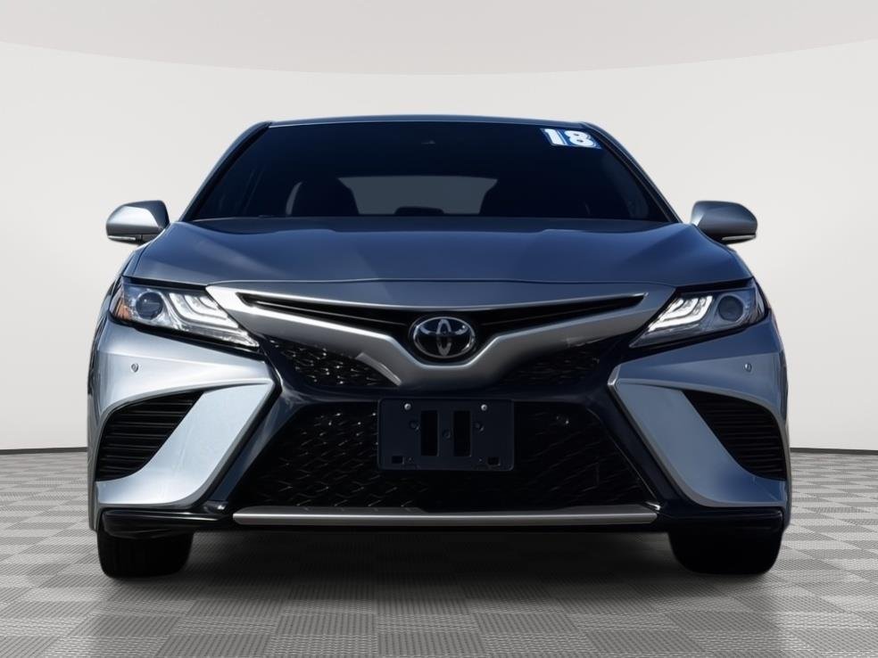 Used 2018 Toyota Camry XSE with VIN 4T1B61HK4JU041921 for sale in Kansas City