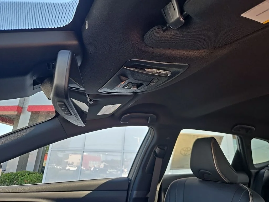 New 2026 Oxygen White Toyota XLE image 25