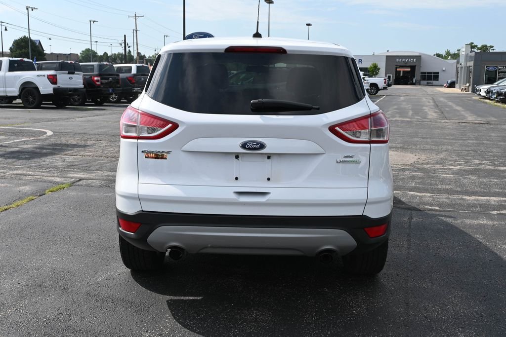 Used 2013 Oxford White Ford SE image 10