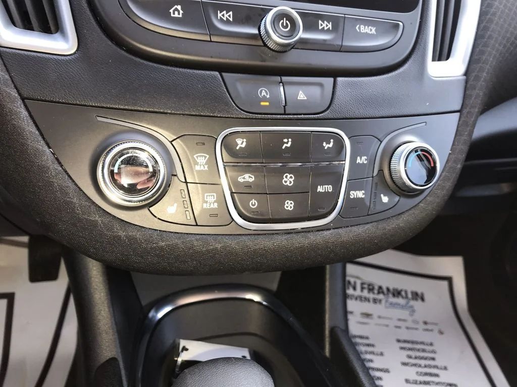 Used 2024 White Chevrolet LT image 18