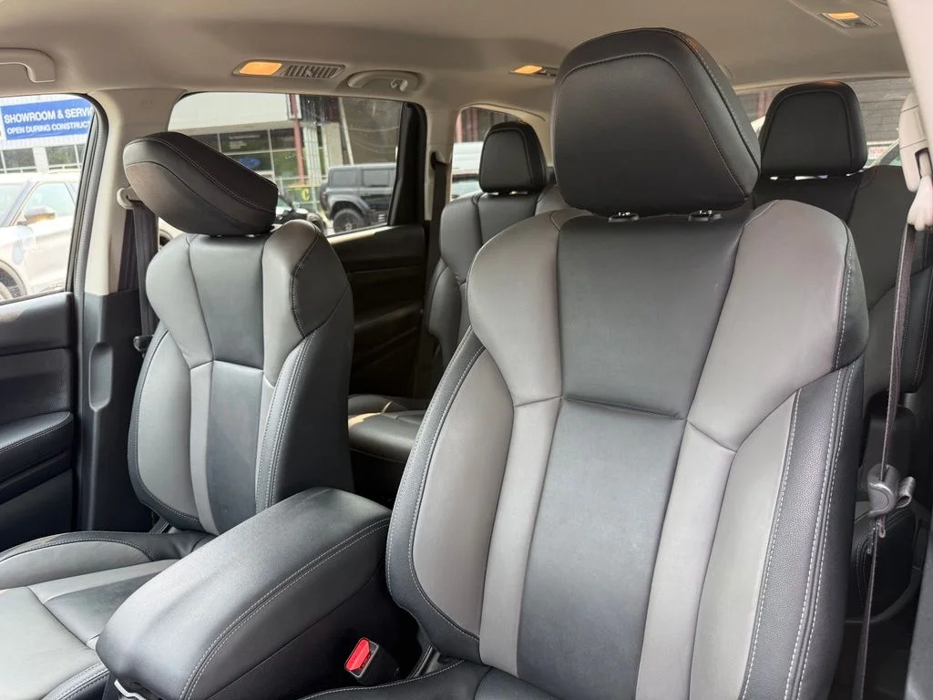 Used 2022 Gray Subaru Onyx Edition image 23