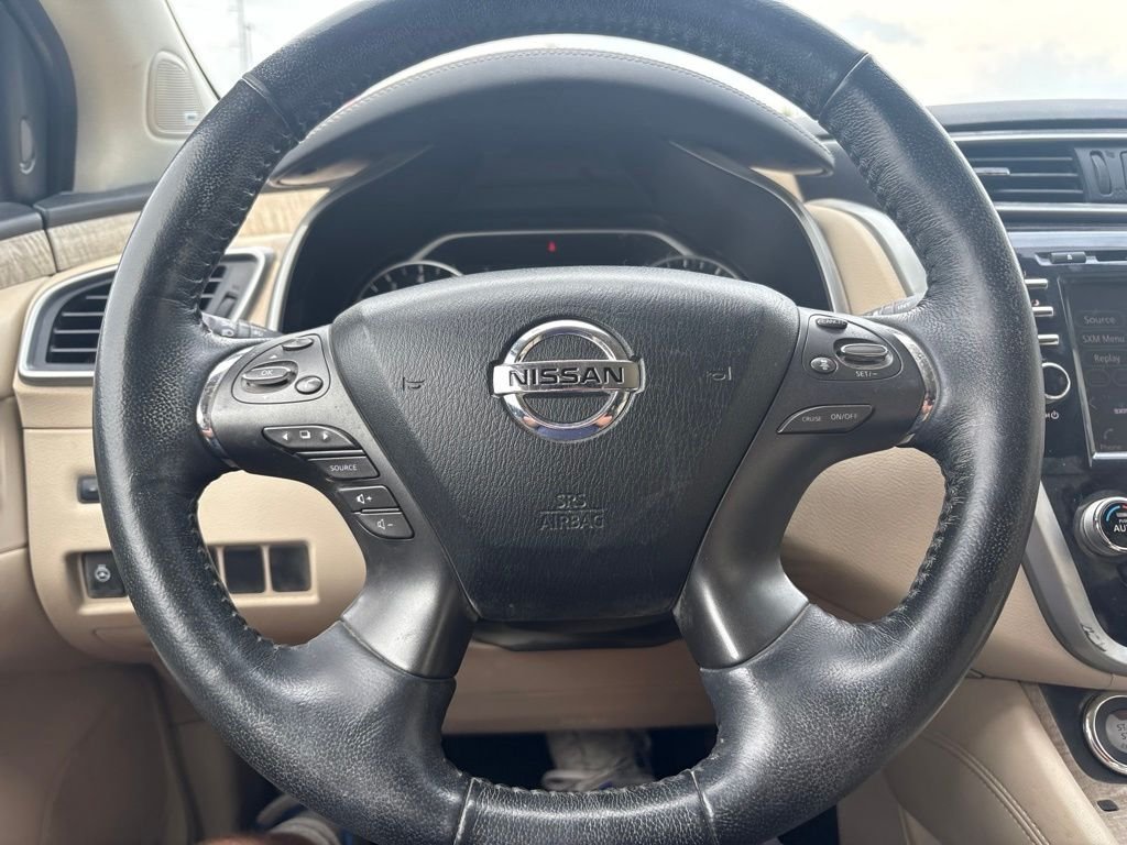 Used 2019 Pearl White Tricoat Nissan SL image 16