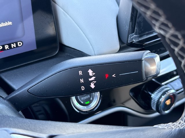 Certified Used 2024 Snowfall Pearl Honda Touring image 29