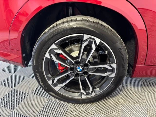 New 2026 Vegas Red Metallic BMW xDrive28i image 40