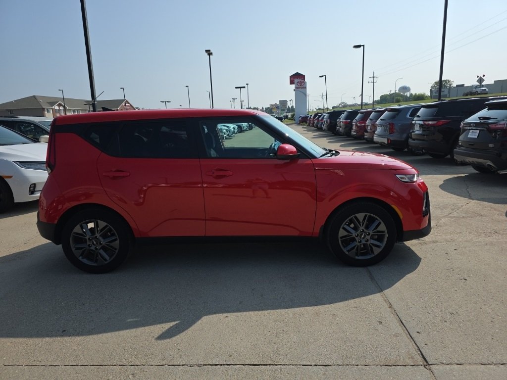 2022 Kia Soul EX photo 4