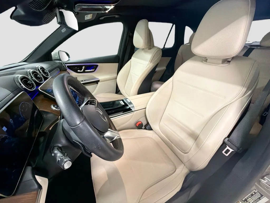 Used 2024 Silver Mercedes-Benz GLC 300 image 5