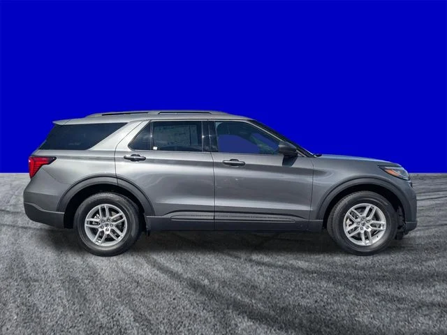 New 2027 Carbonized Gray Metallic Ford Active image 2