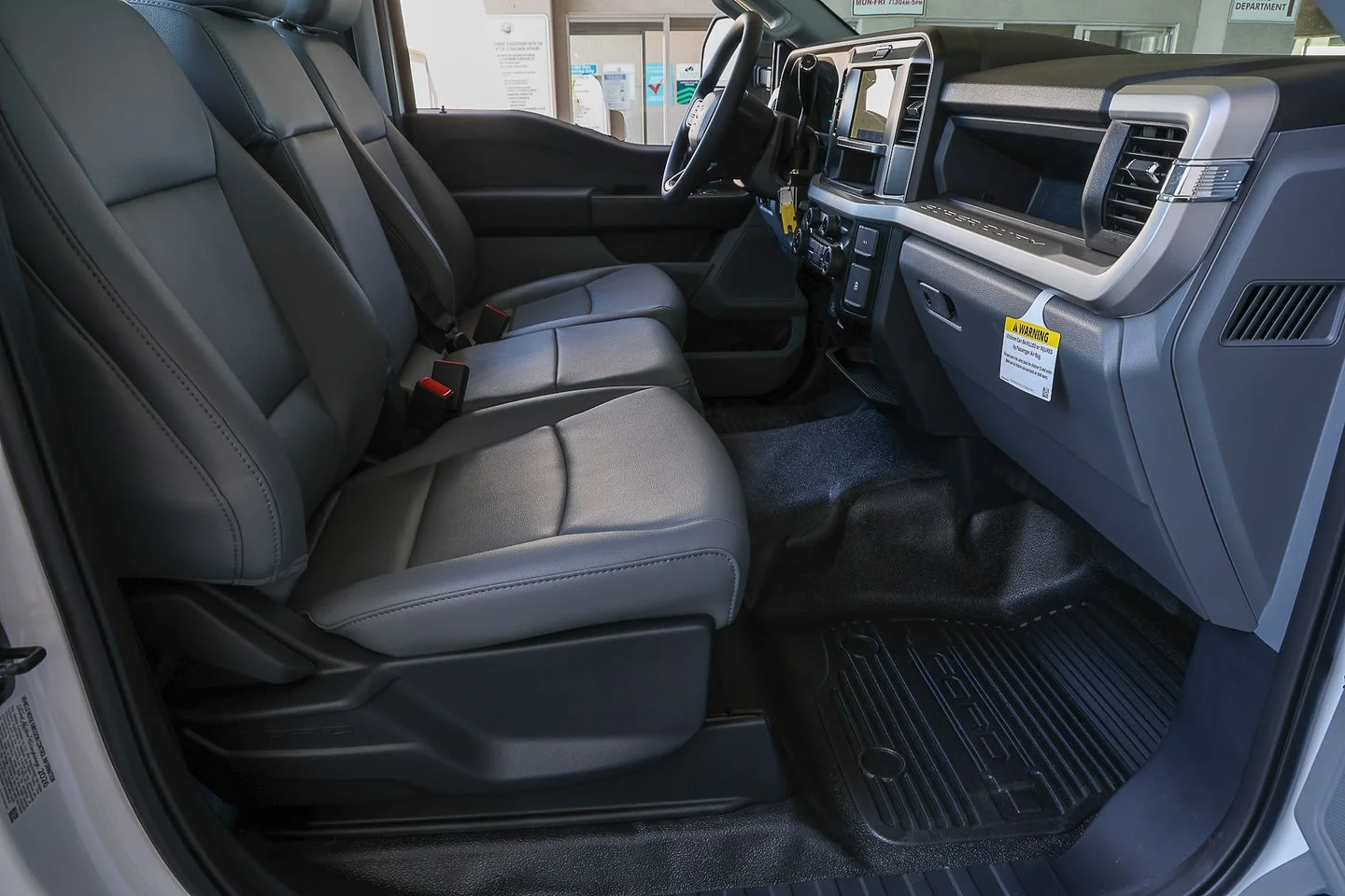 New 2026 Oxford White Ford F-450® XL image 27