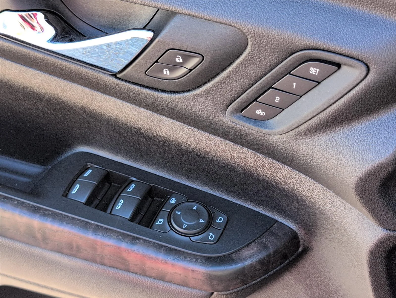 Used 2023 Volcanic Red Tintcoat GMC Denali image 15