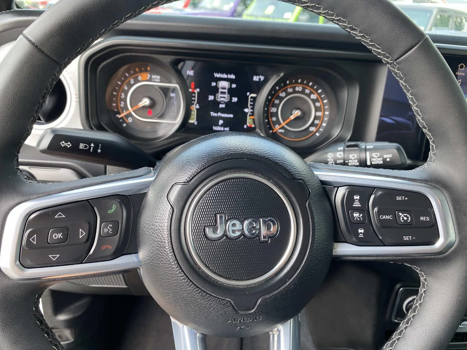 Used 2026 Bright White Clearcoat Jeep Sahara image 16