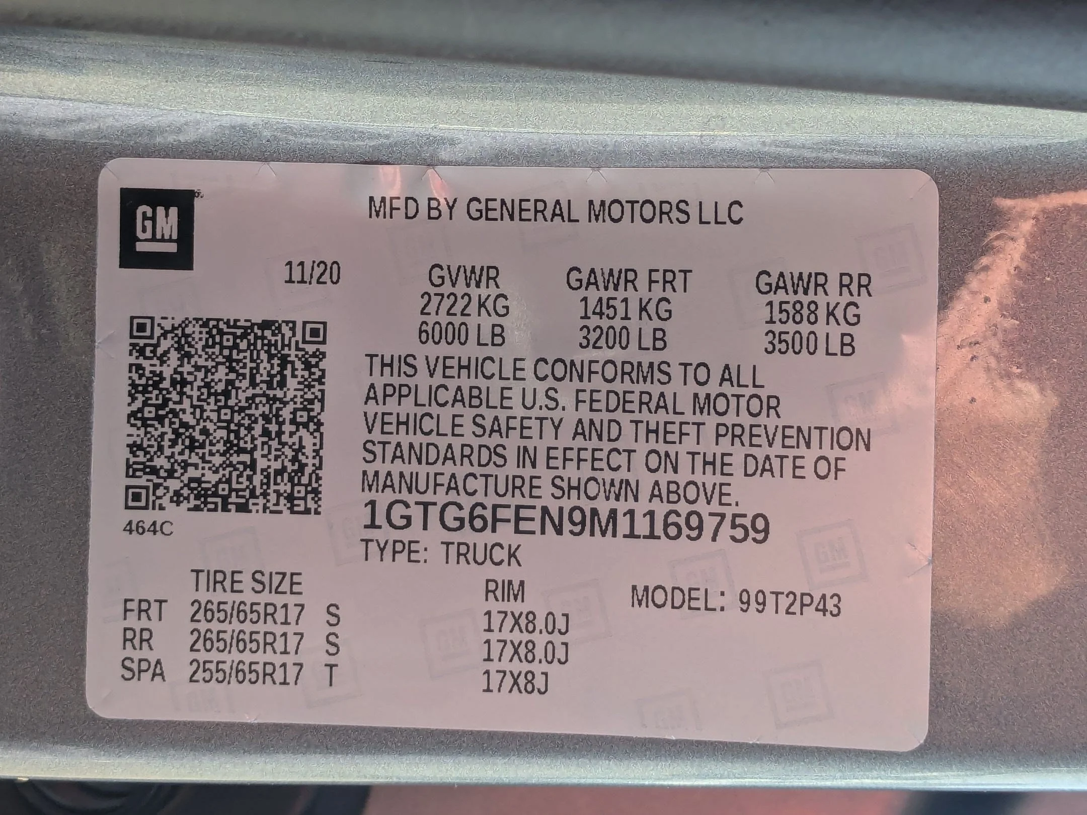 Used 2021 Satin Steel Metallic GMC 4WD AT4 w/Leather image 35