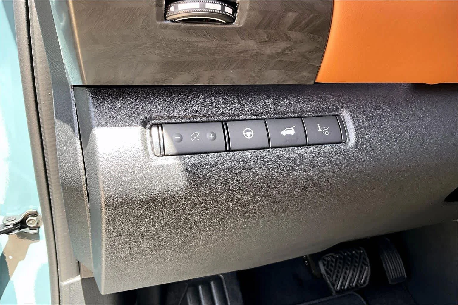 New 2026 Baltic Teal Nissan Platinum image 17