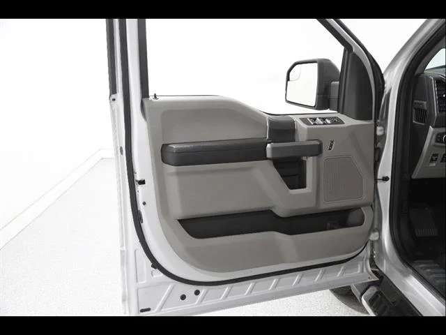 Used 2018 Ingot Silver Ford XLT image 30