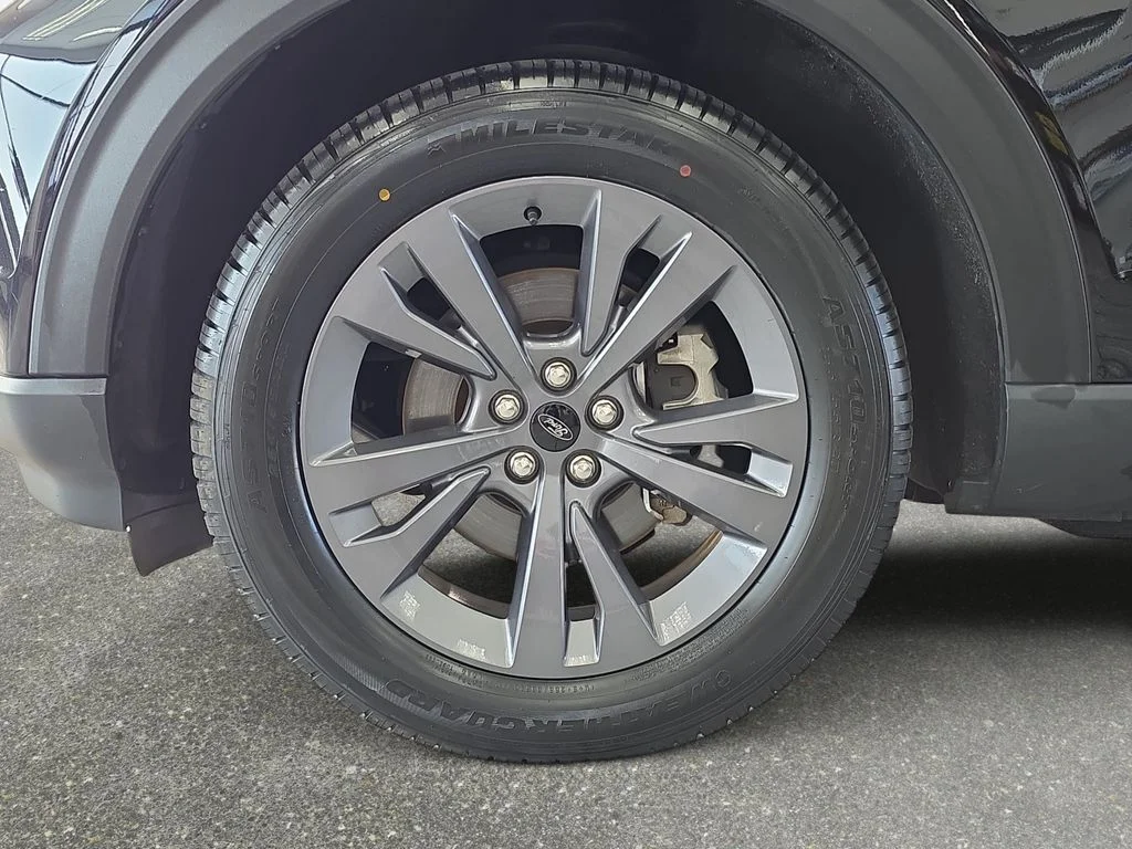 Certified Used 2023 Black Metallic Ford XLT image 30