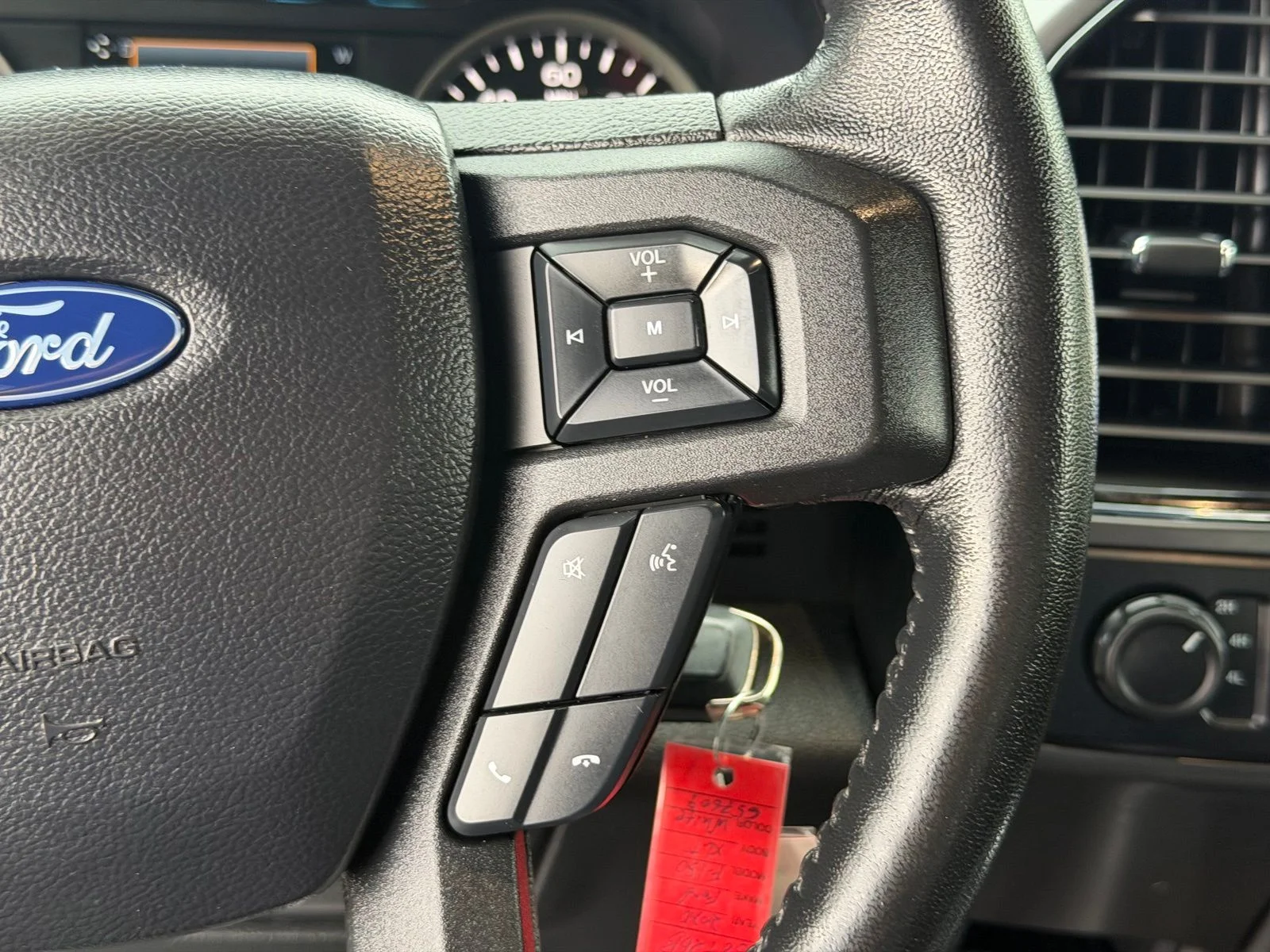 Used 2020 White Ford XLT image 19