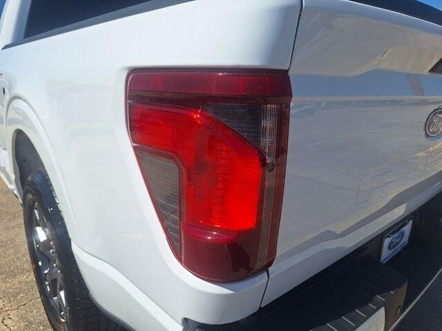 New 2026 Oxford White Ford STX® image 28