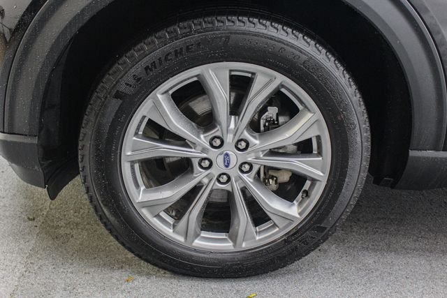 Certified Used 2023 Agate Black Metallic Ford XLT image 13