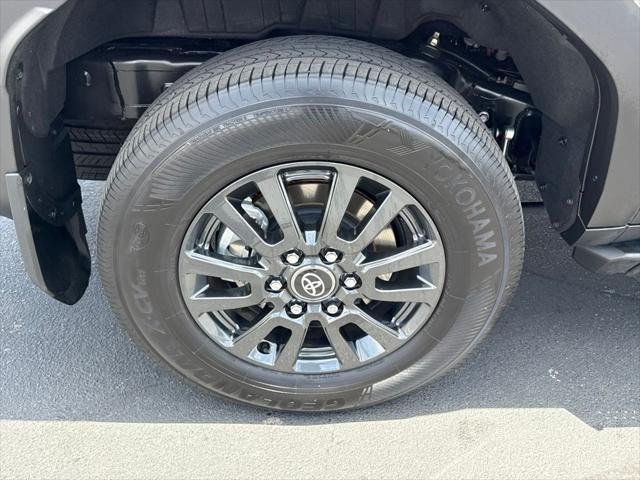 Certified Used 2025 METEOR SHOWER Toyota  image 15