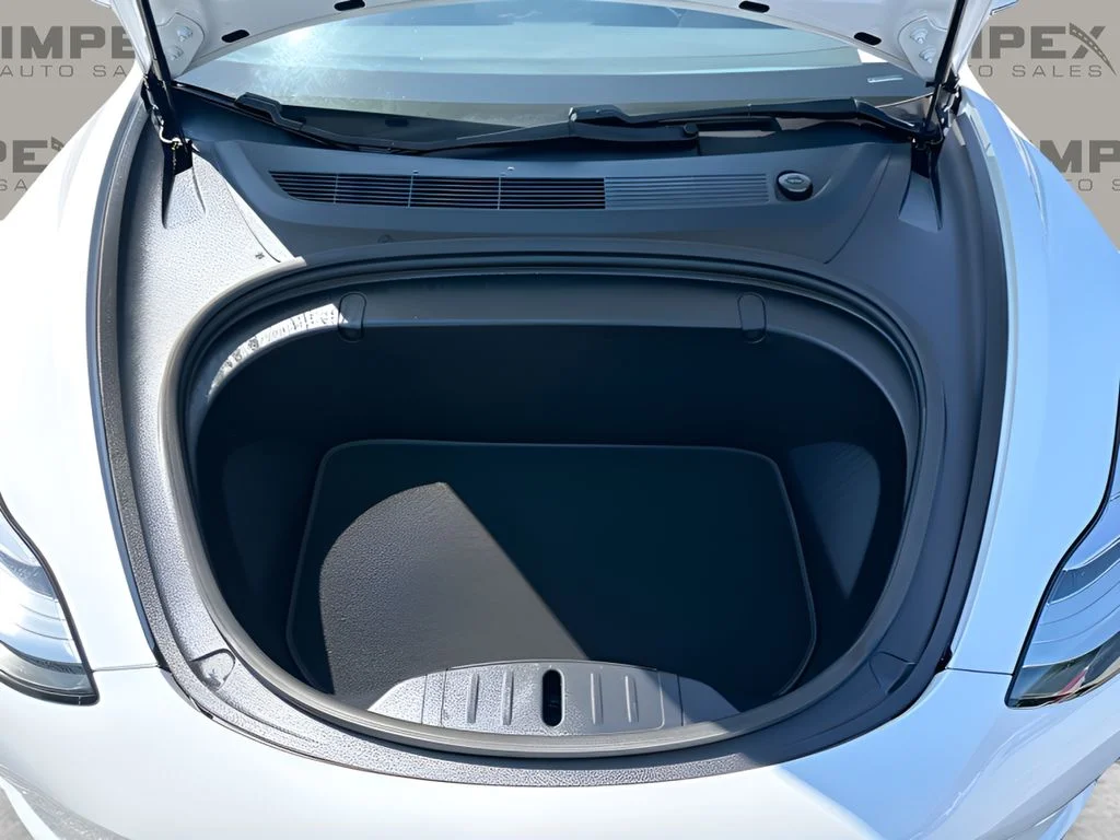 Used 2019 White Tesla Long Range image 35