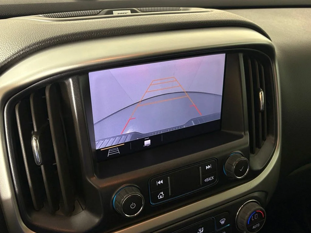 Used 2022 Blue Chevrolet ZR2 image 24