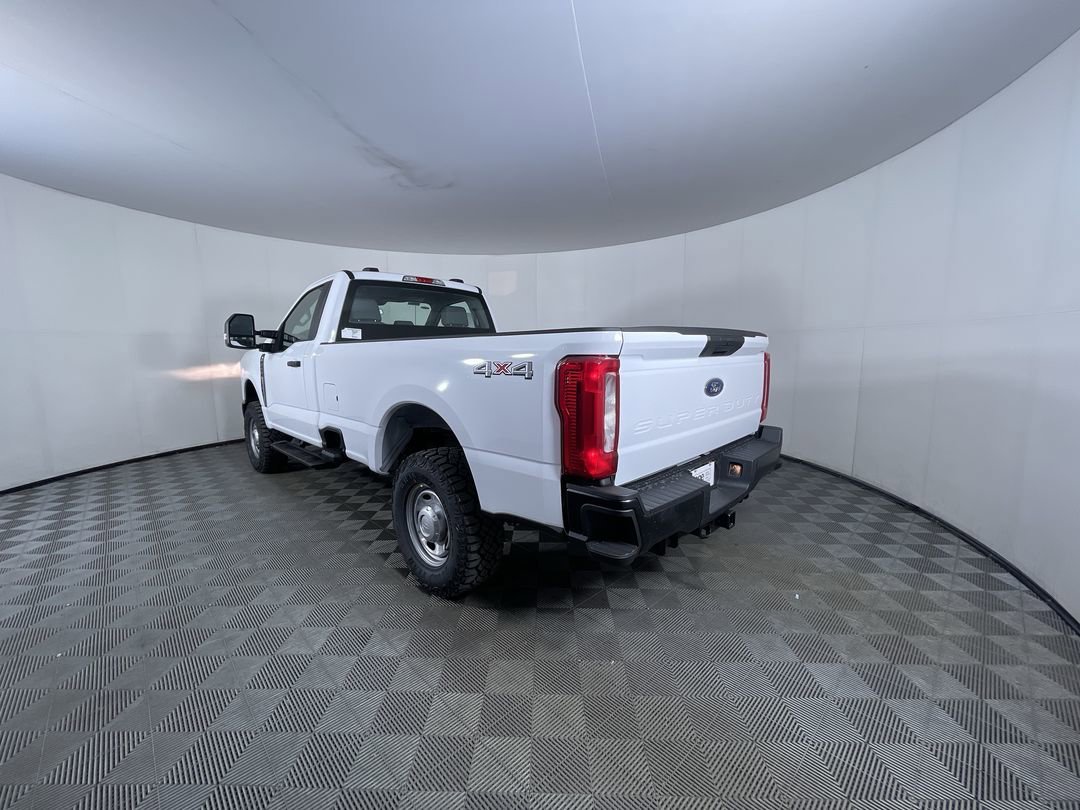 New 2026 Oxford White Ford XL image 6