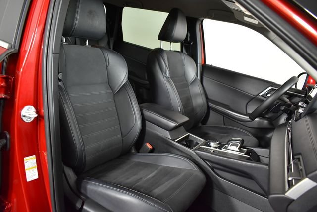 2024 Mitsubishi Outlander SE - Photo 16