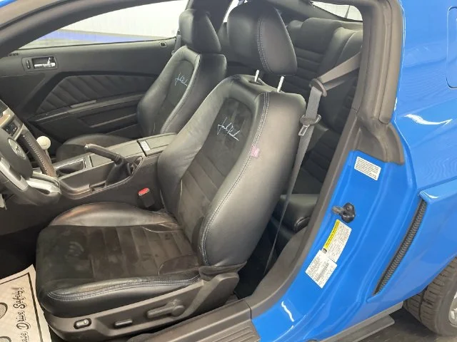Used 2010 Grabber Blue Ford GT Premium image 11