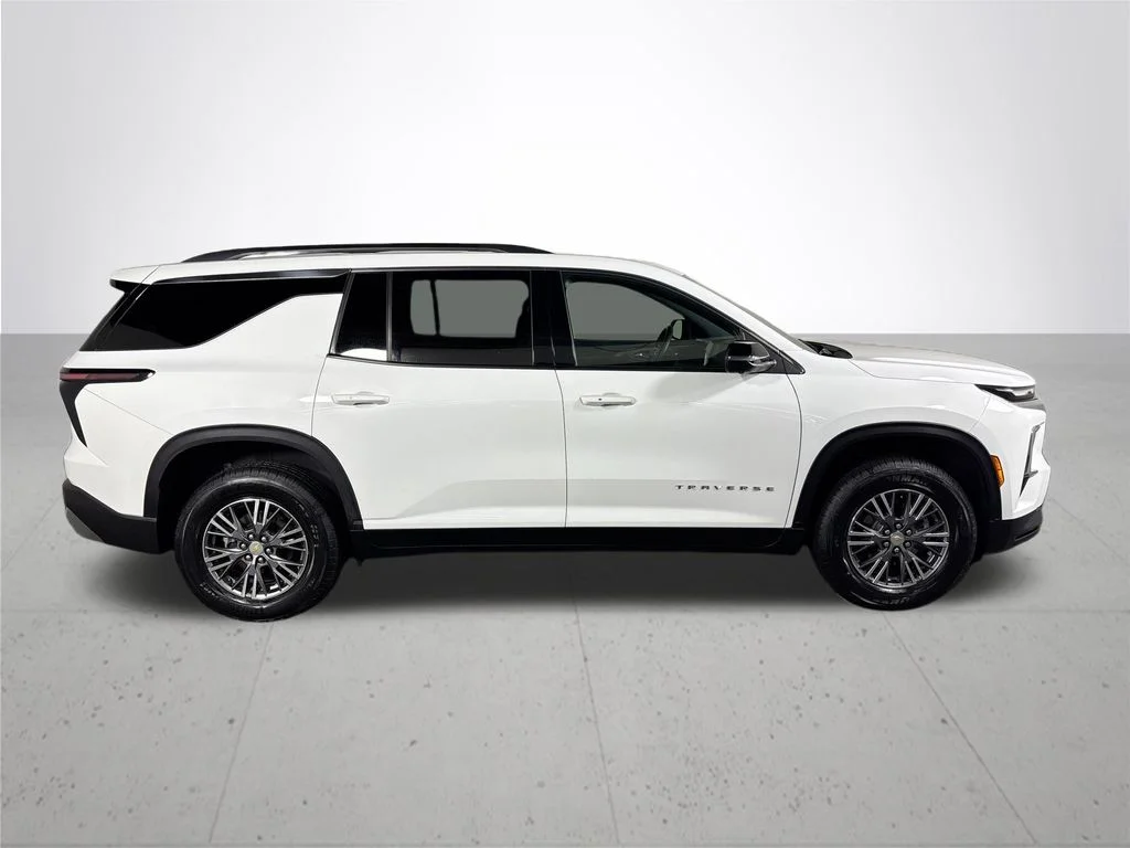 Used 2024 White Chevrolet LT image 5