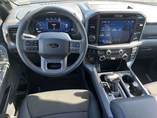 New 2026 Carbonized Gray Metallic Ford XLT image 7