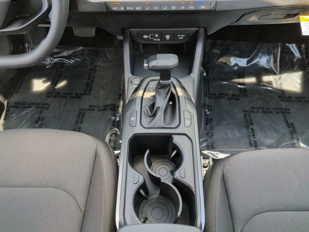 New 2026 Snow White Pearl Kia LX image 20