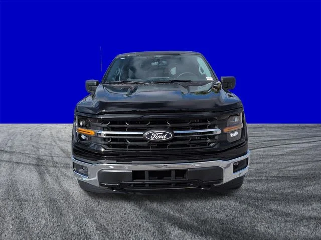 New 2026 Agate Black Metallic Ford XLT image 9