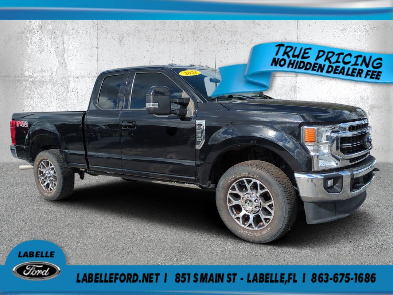 Used 2021  Ford  image 1