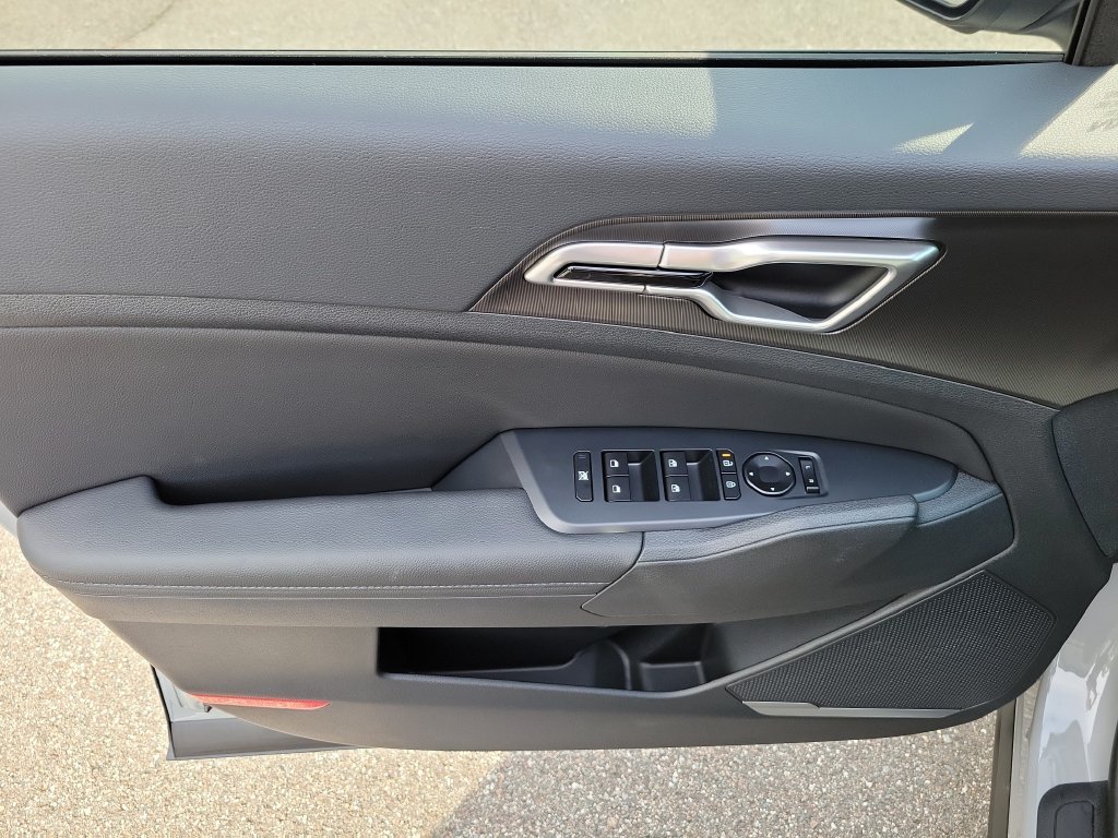 New 2027 Wolf Gray Kia EX image 21