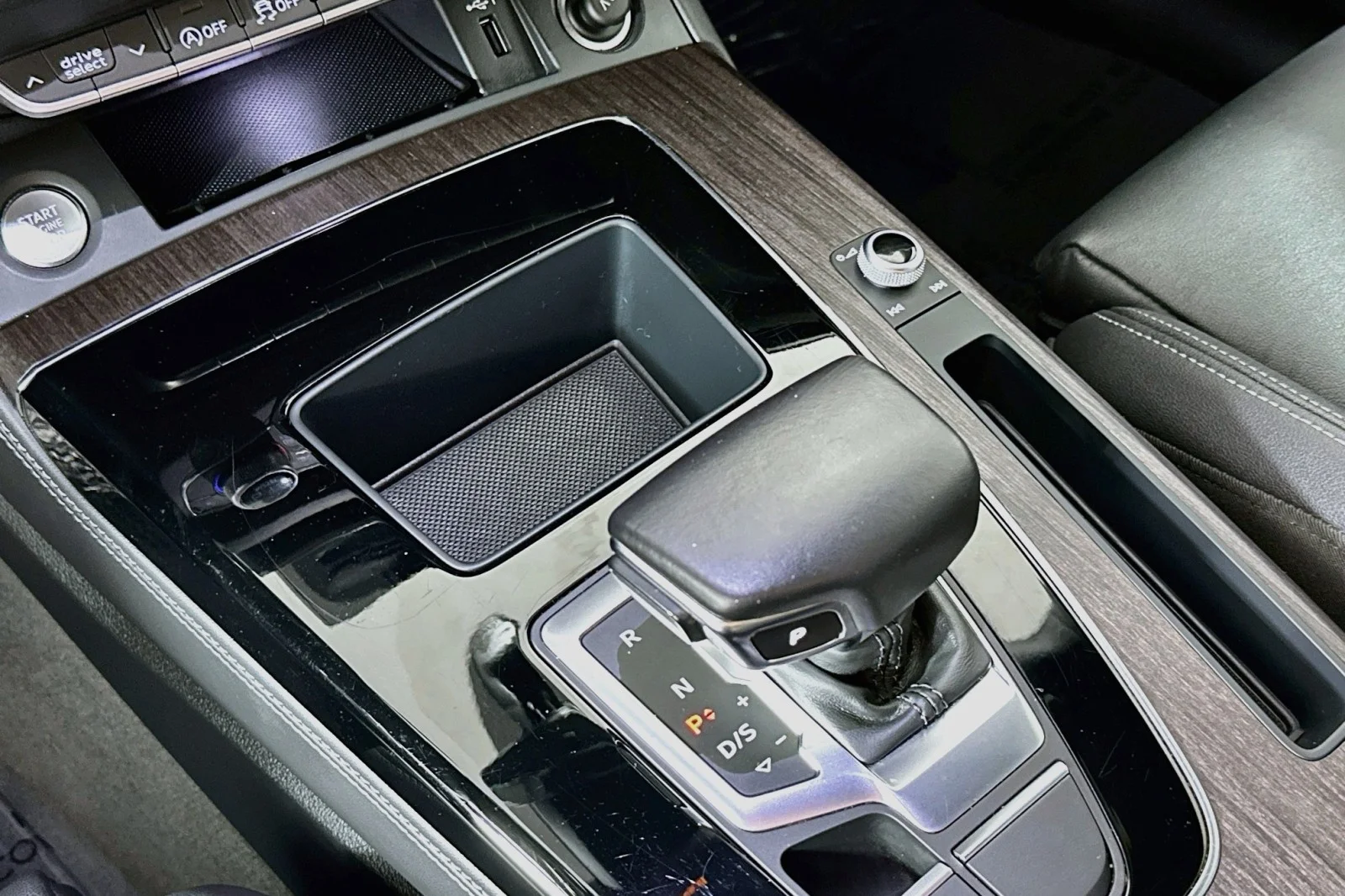 Used 2023 Mythos Black Metallic Audi S line Premium Plus image 7