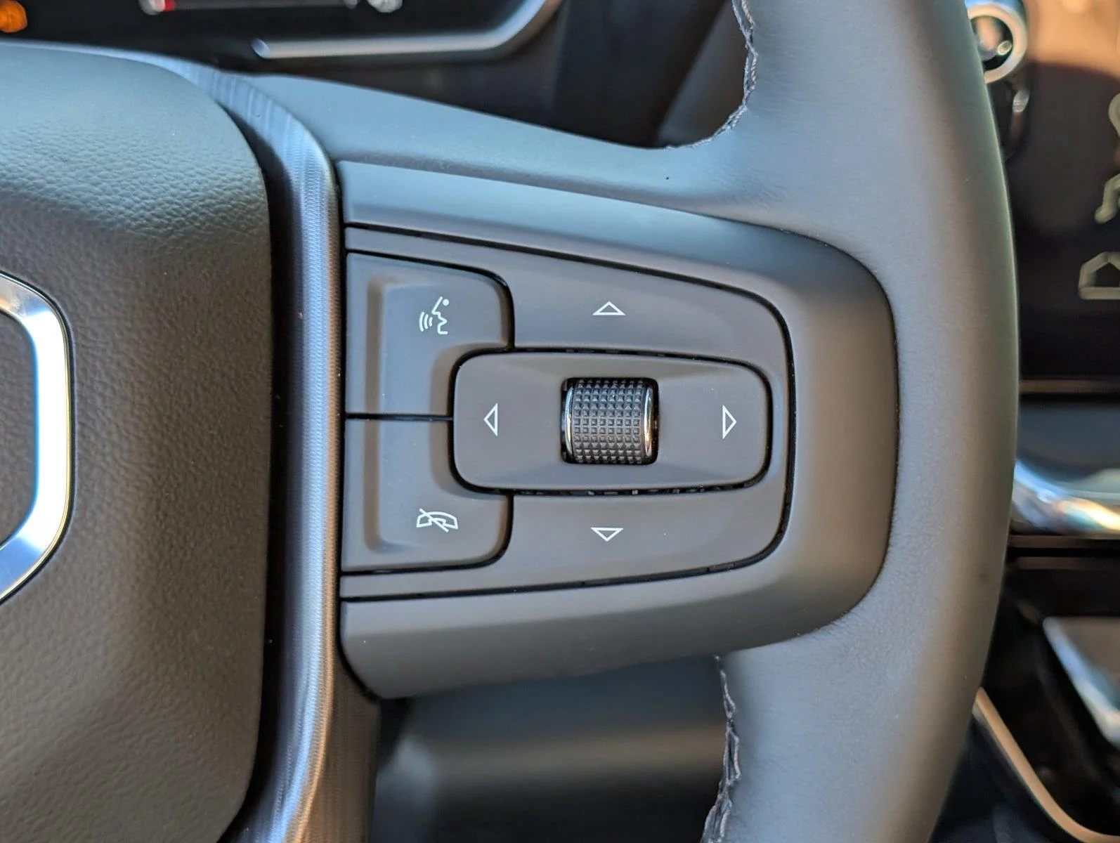 New 2026 Summit White GMC Denali Ultimate image 28