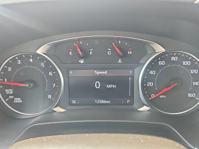 Used 2024 Summit White Chevrolet 2LT image 15