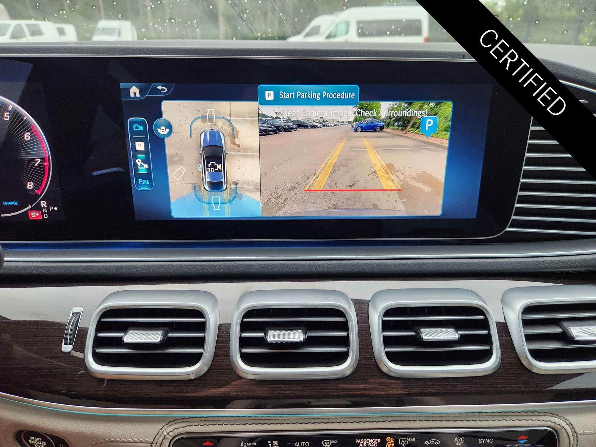 Certified Used 2026 MANUFAKTUR Cote D Azur Light Blue Metallic Mercedes-Benz GLE 53 AMG® image 19