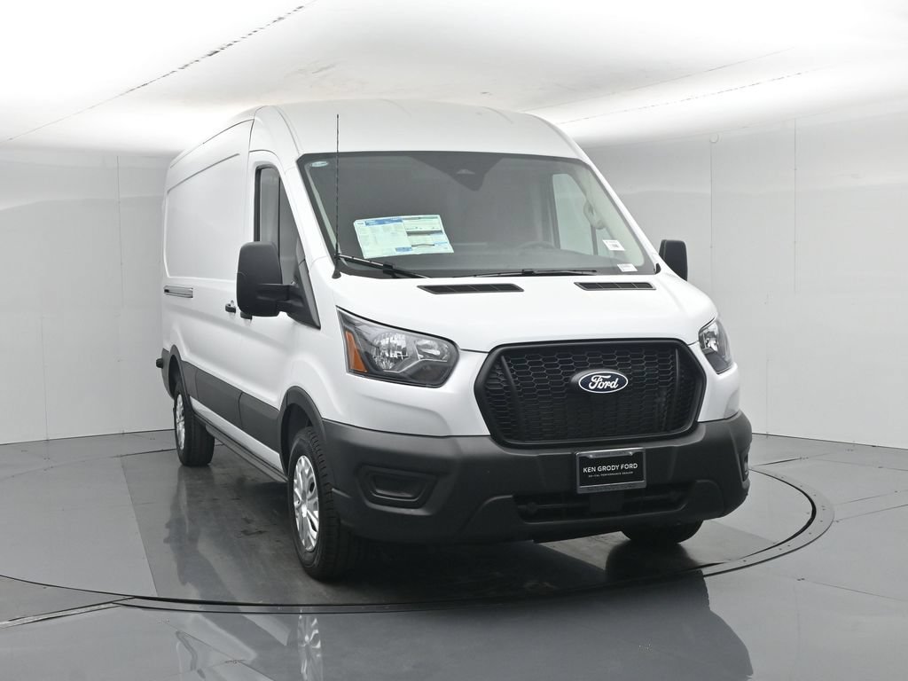 New 2026 White Ford Base image 52