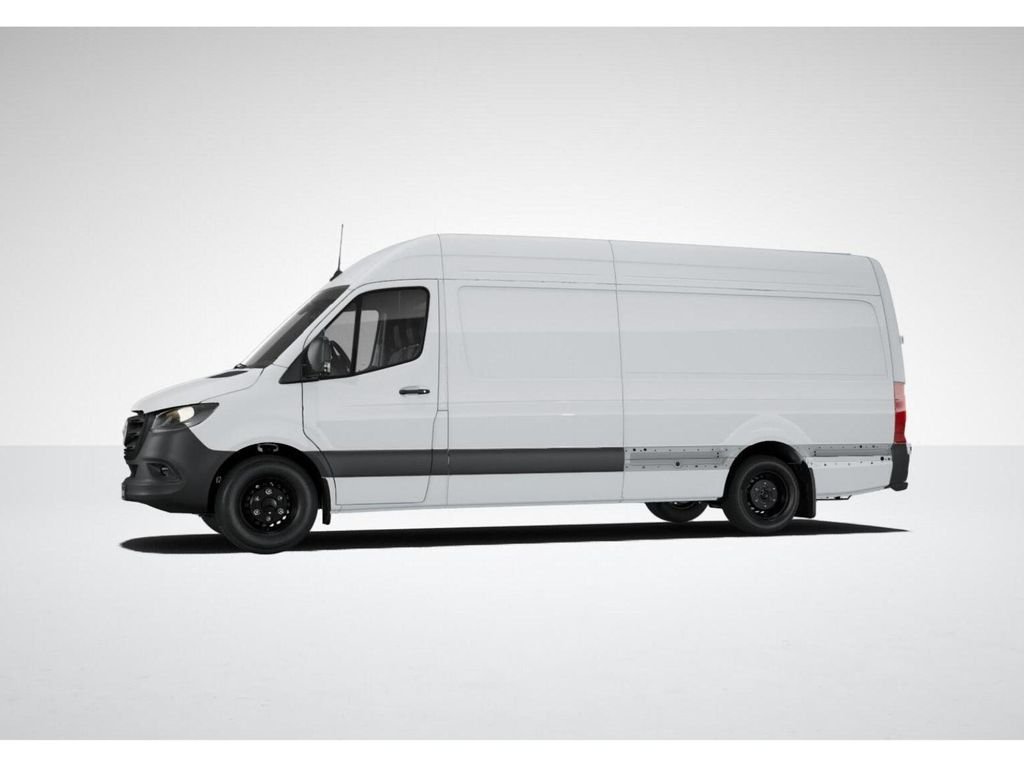 New 2026 White Mercedes-Benz Cargo 170 WB image 36