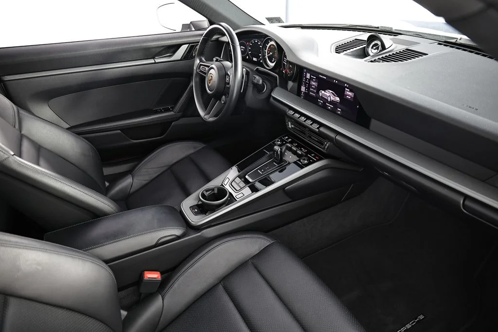 Used 2021 White Porsche Carrera image 28