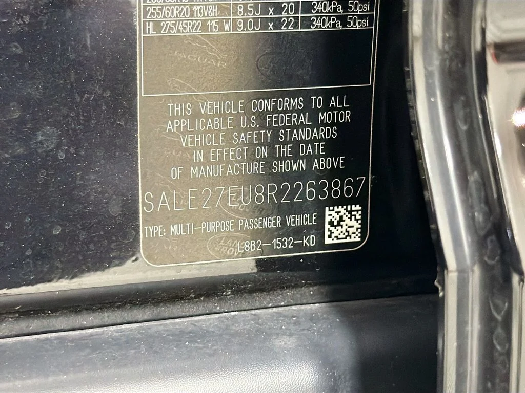 Used 2024 Black Land Rover X-Dynamic SE image 35