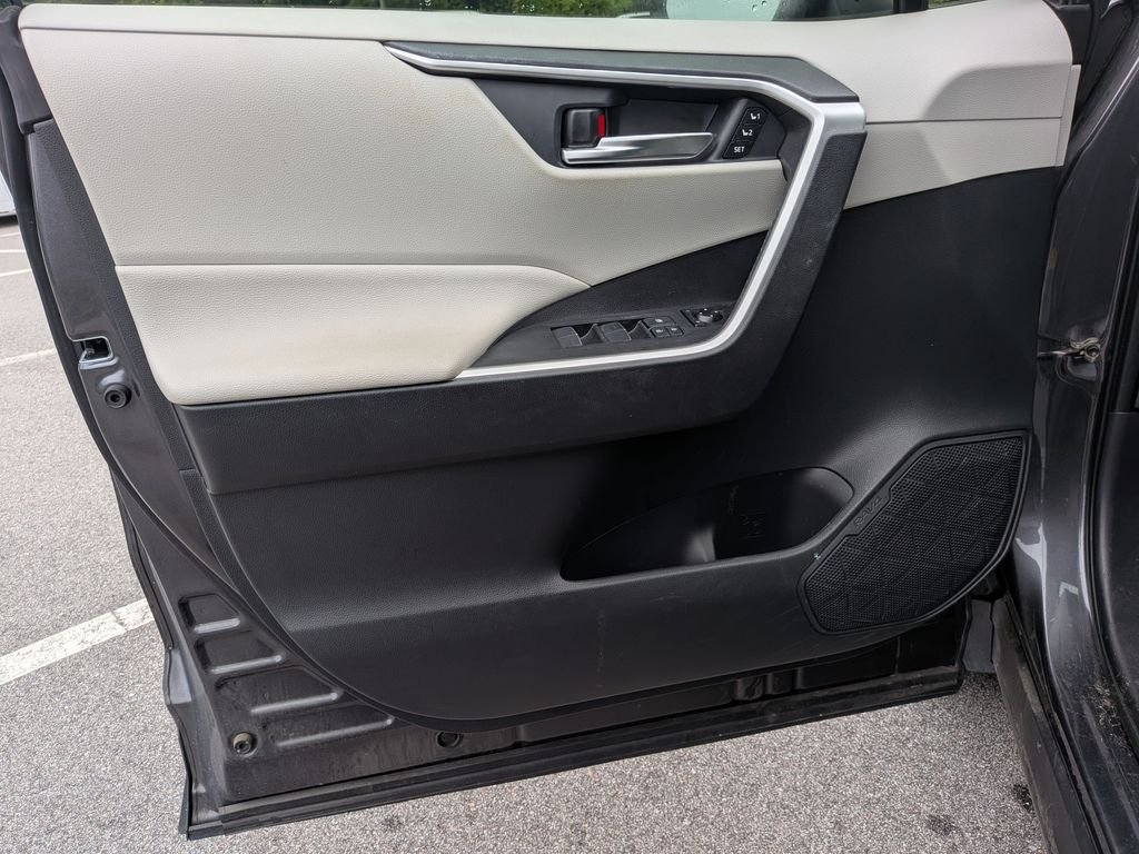 Certified Used 2021 Gray Toyota XLE Premium image 9