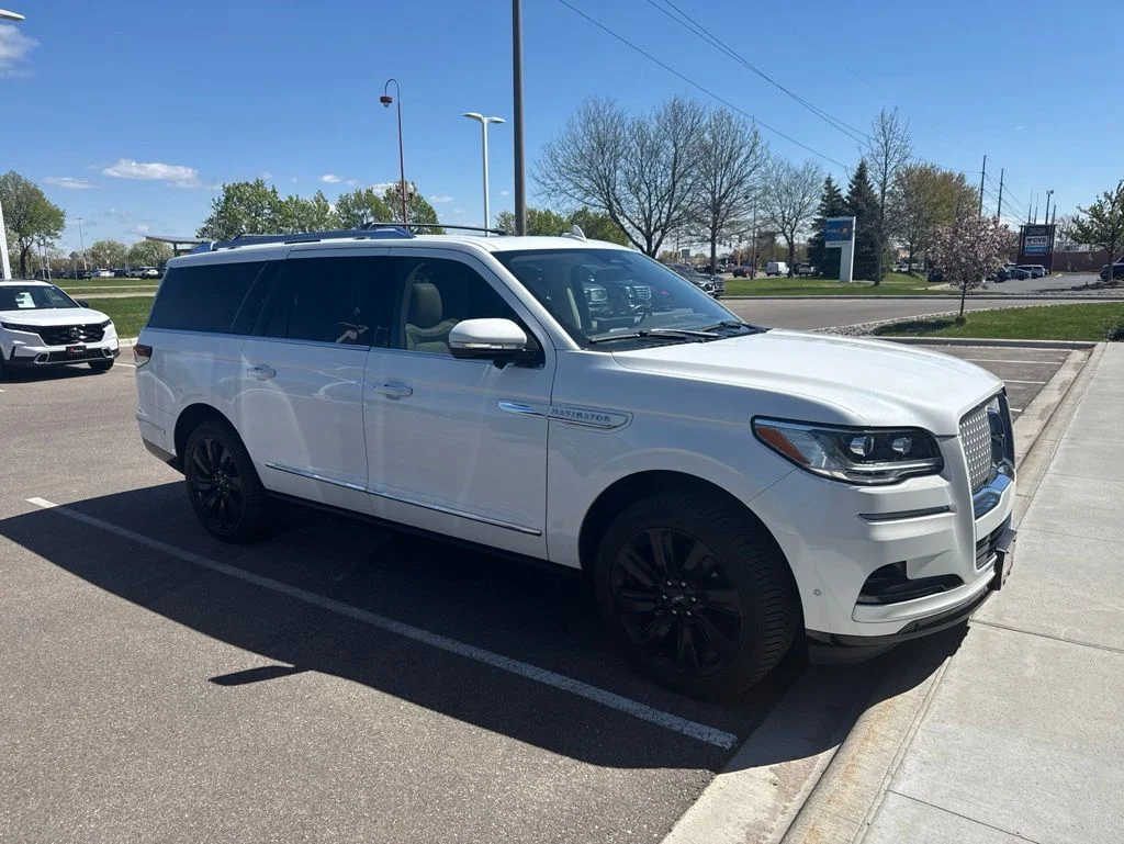 Certified 2023 Lincoln Navigator Reserve L with VIN 5LMJJ3LG1PEL11373 for sale in White Bear Lake, Minnesota