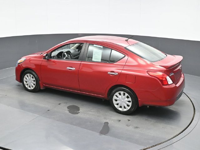 Used 2015 Red Nissan 1.6 SV image 11