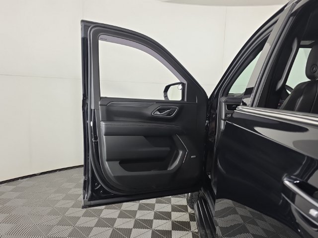 Used 2024 Onyx Black GMC SLT image 24