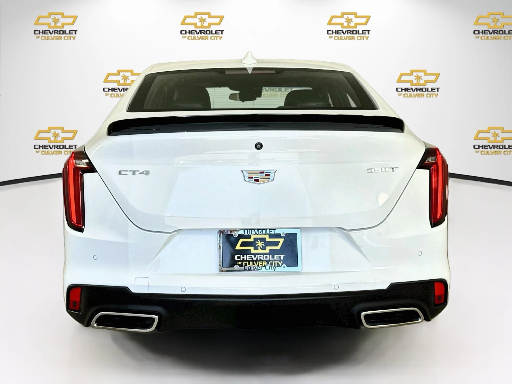 Used 2022 SUMMIT WHITE Cadillac Luxury image 7