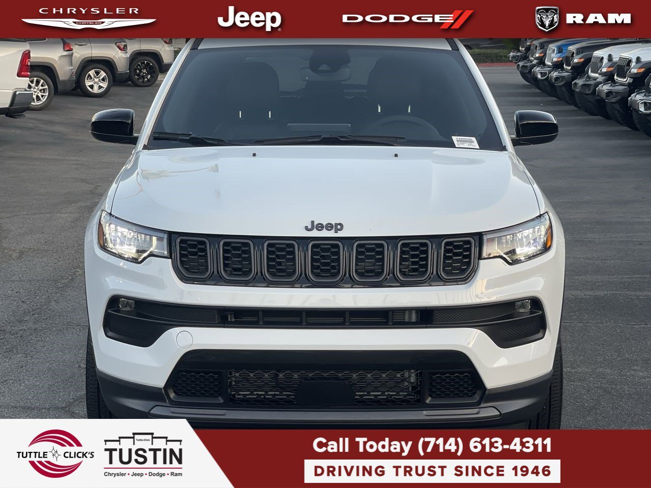 New 2026 Bright White Clearcoat Jeep Latitude image 2